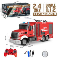 Camion Télécommandé de Pompier 1:12 avec Échelle et Jet d'Eau
